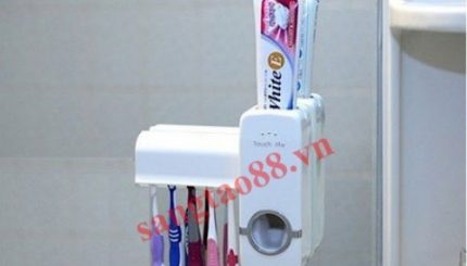Lấy kem đánh răng tự động Hàn Quốc Touch Me