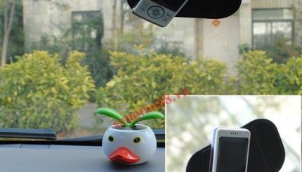 Tấm Silicol chống trượt trên ô tô