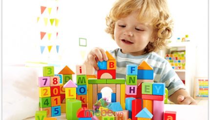 đồ chơi giúp trẻ tập trung